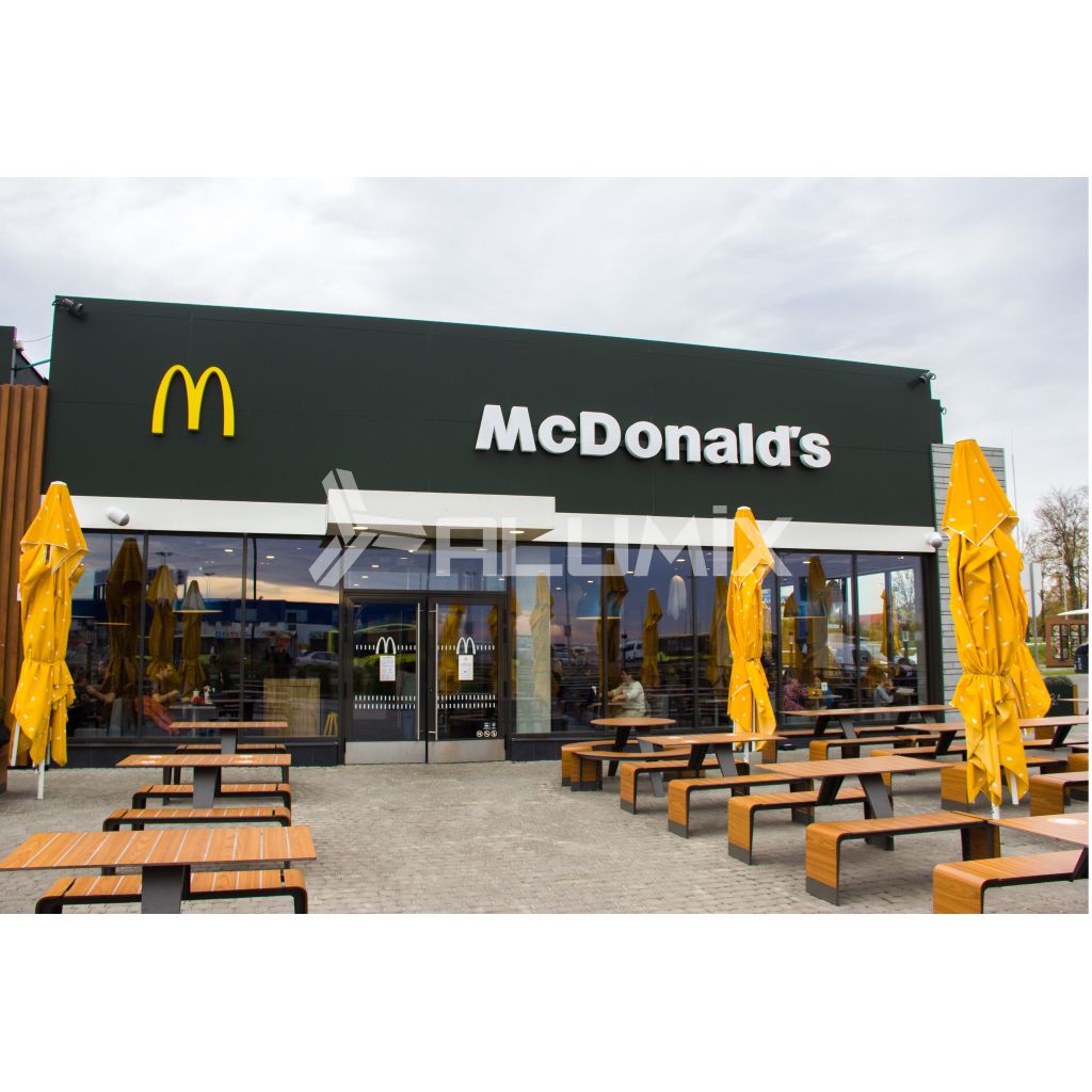 Фасадне скління для ресторану «McDonald’s» 