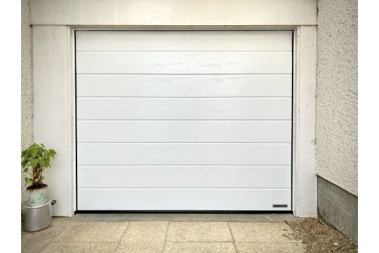 Секционные гаражные ворота Hormann 2500 x 2250 мм